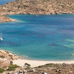 treis klisies beach near manganari